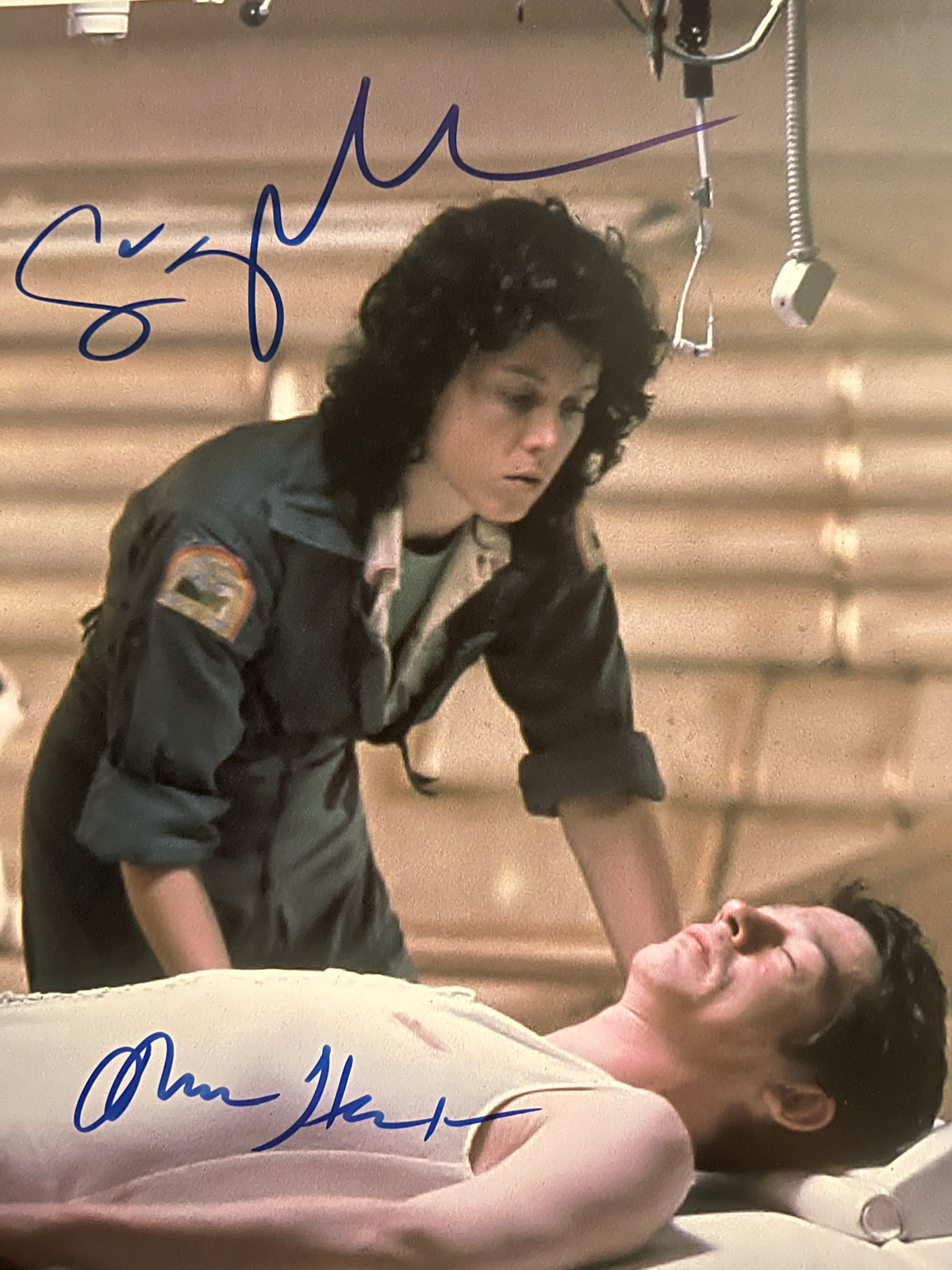 Aliens cast signed photo