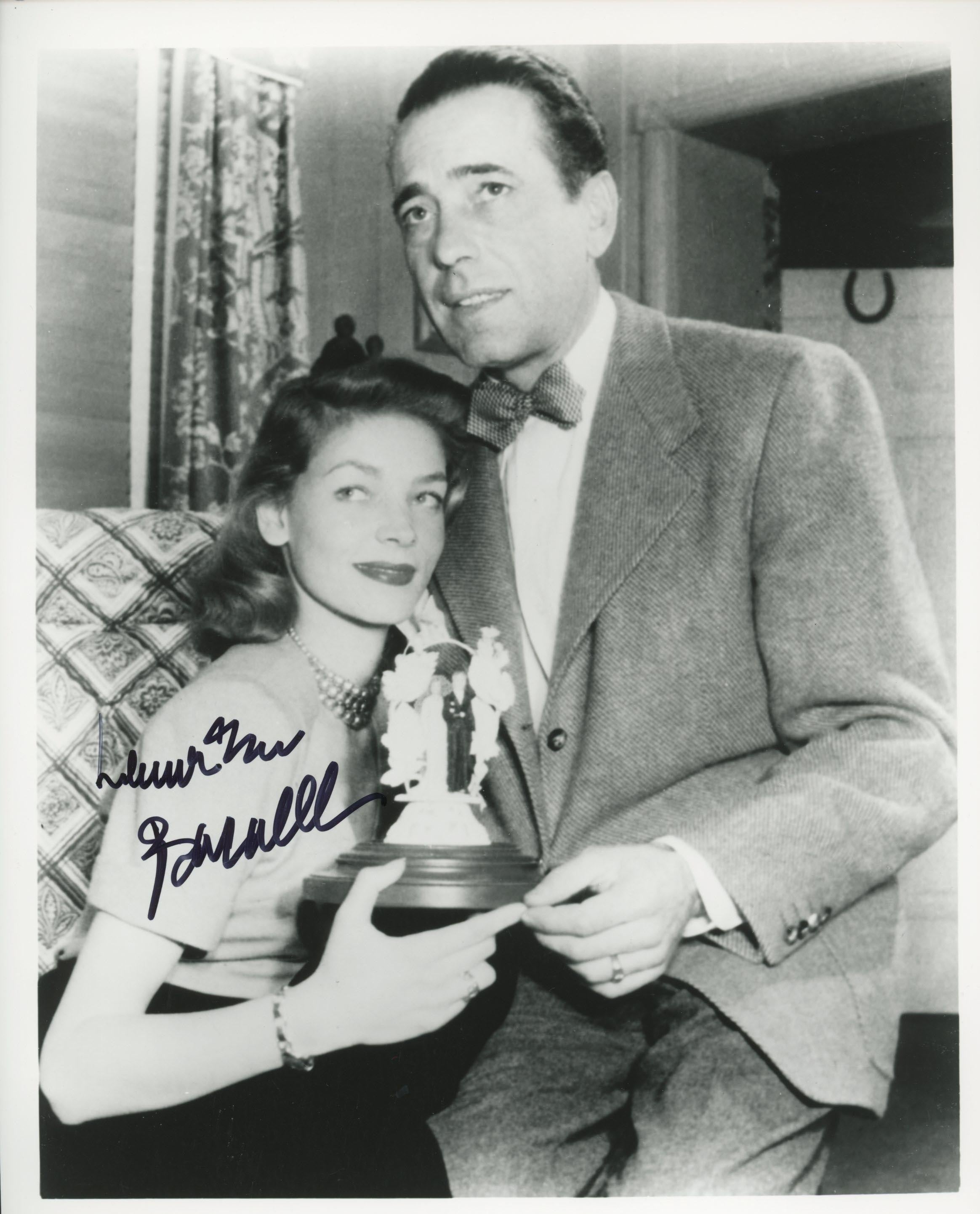 Lauren Bacall signed photo. GFA Authenticated